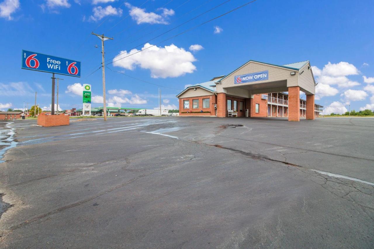 Motel 6-Metropolis, Il Exterior foto